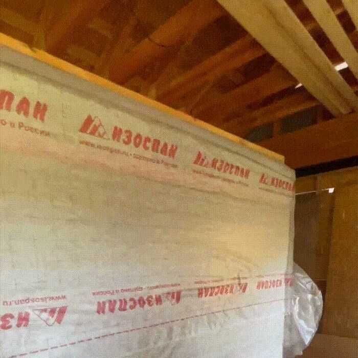 Собираем дом в гараже за 8 часов. Чуть не придавило стеной. Всё пошло не по плану