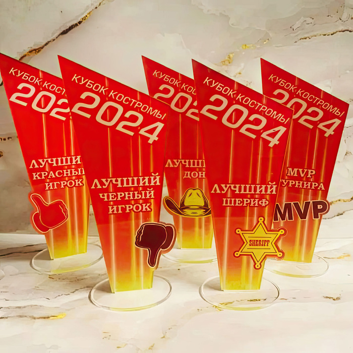 Сувениры, подарки, награды, медальницы (полки для медалей и кубков) для детей, спортивных школ и клубов