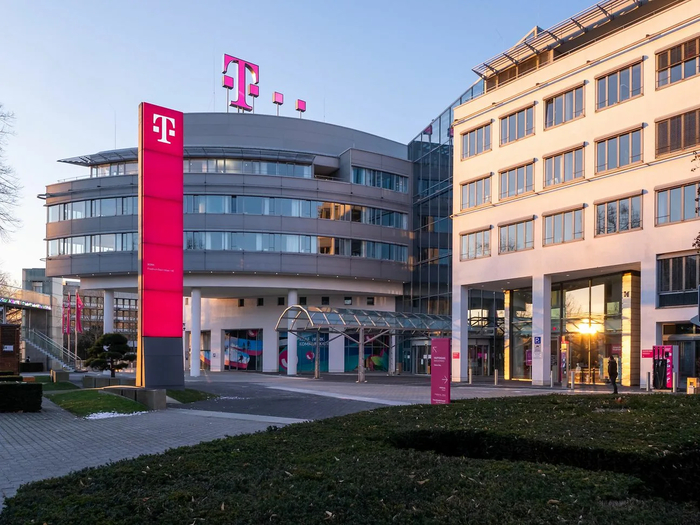 Будущее уже здесь: как GPT-агенты меняют рынок труда и бизнеса - 30.10.25 16:02