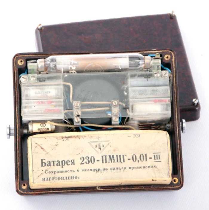 Интересная батарейка СССР-220 вольт в нагрудном кармане - 09.10.25 10:34